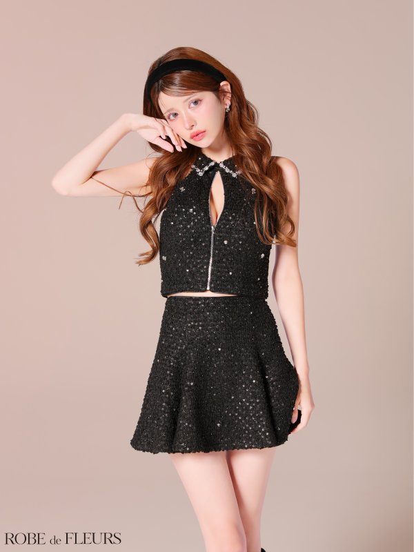 ブラック モデル:まりん 身長:164cm 着用サイズ:Sサイズ