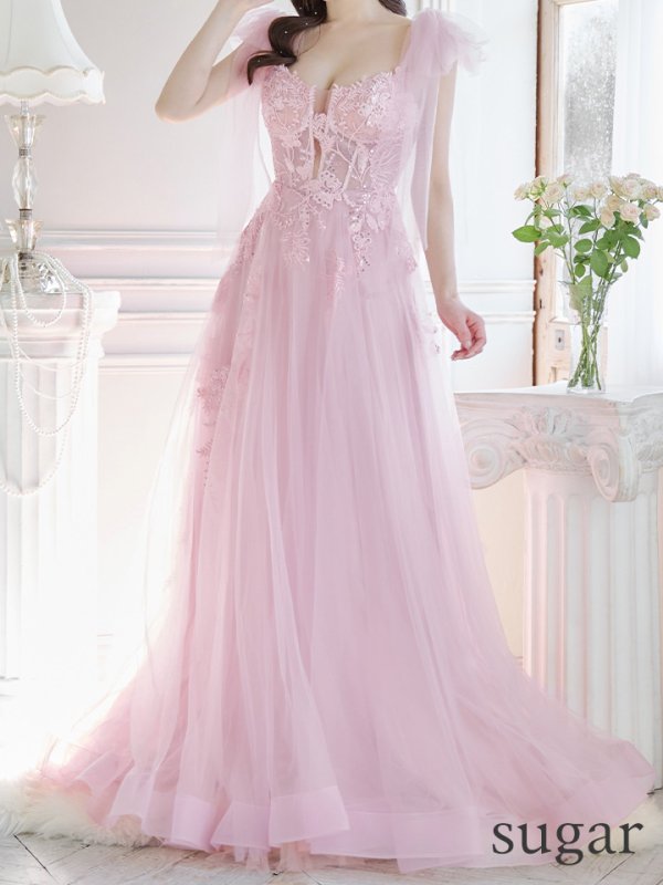 ピンクベージュ モデル:ゆめ 身長:160cm:Mサイズ