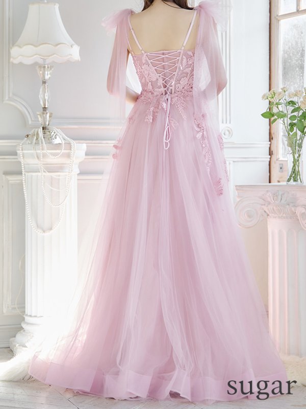 ピンクベージュ モデル:ゆめ 身長:160cm:Mサイズ