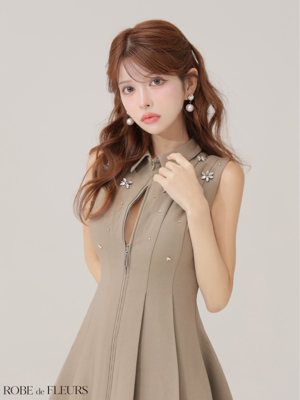 ベージュ モデル：まりん　身長：164cm　着用サイズ：Sサイズ