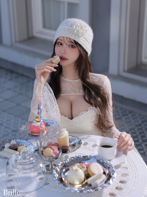 アイボリー　モデル：れみれみ　身長：163cm　着用サイズ：Sサイズ