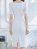 ホワイト モデル：阿部なつき　身長：160cm　着用サイズ：Sサイズ