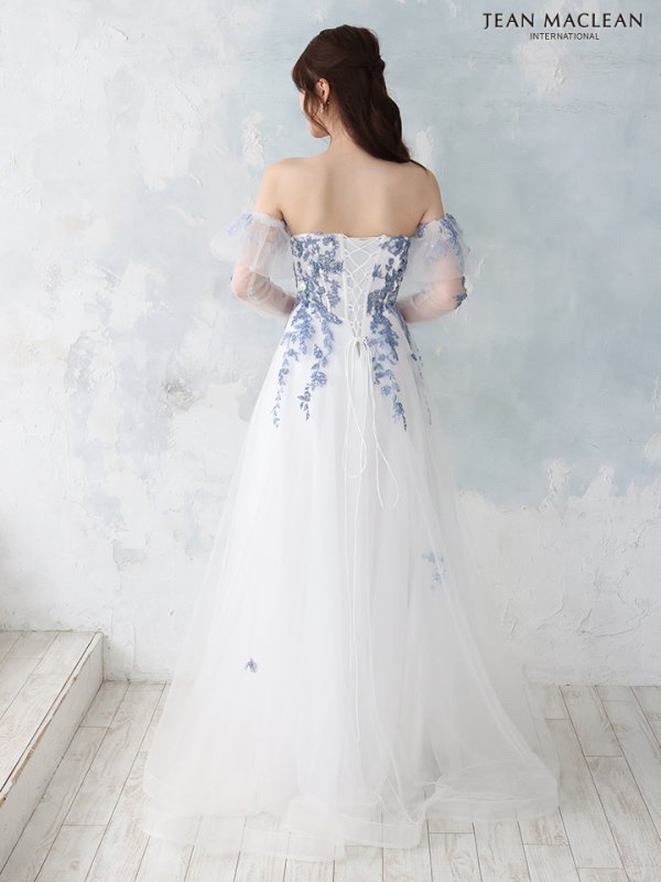 ホワイト モデル:ゆめ 身長:160cm:Mサイズ