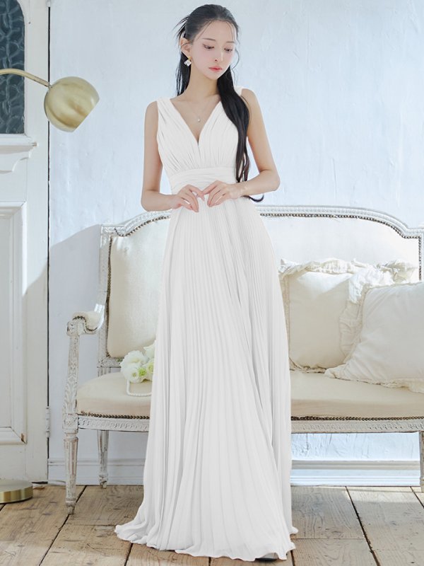 ホワイト モデル:まおちゃる 身長:158cm 着用サイズ:Mサイズ