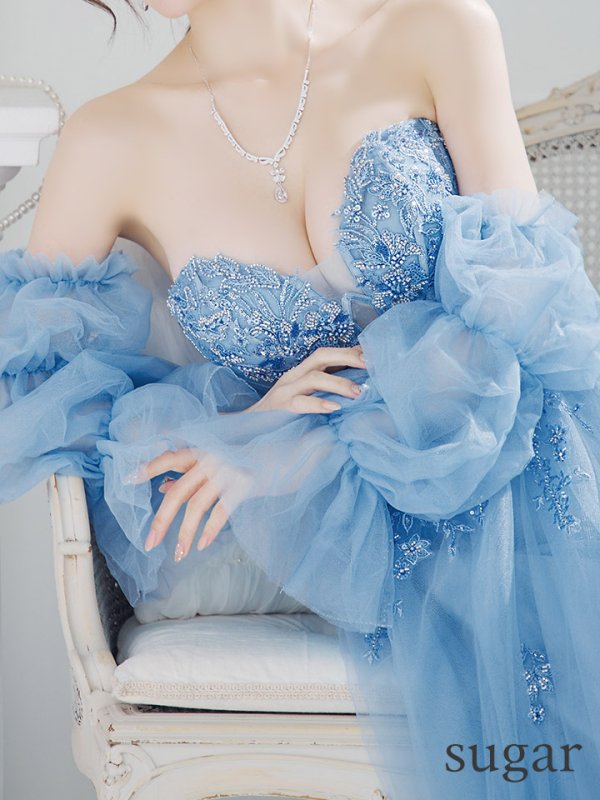 ブルー  モデル:ゆめ 身長:160cm:Mサイズ