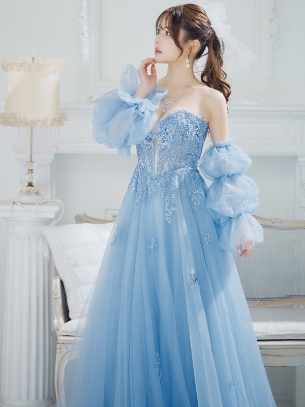 ブルー  モデル:ゆめ 身長:160cm:Mサイズ