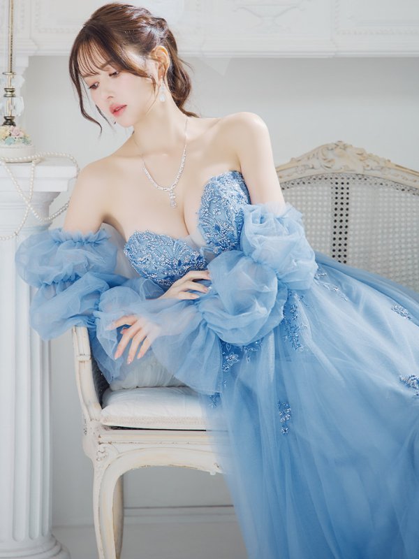 ブルー  モデル:ゆめ 身長:160cm:Mサイズ