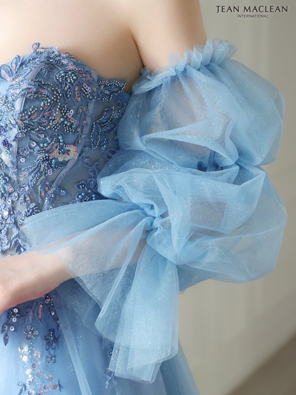 ブルー  モデル:ゆめ 身長:160cm:Mサイズ