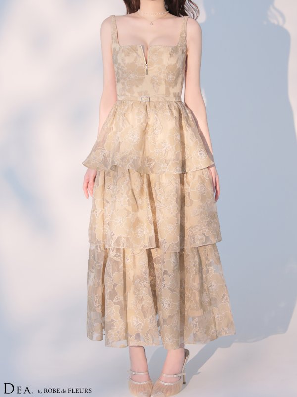 ブラウン モデル：羽澄まり　身長：166cm　着用サイズ：Sサイズ