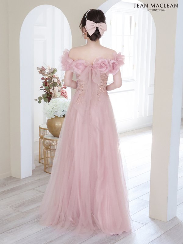 ピンクベージュ モデル:ゆめ 身長:160cm 着用サイズ:Mサイズ