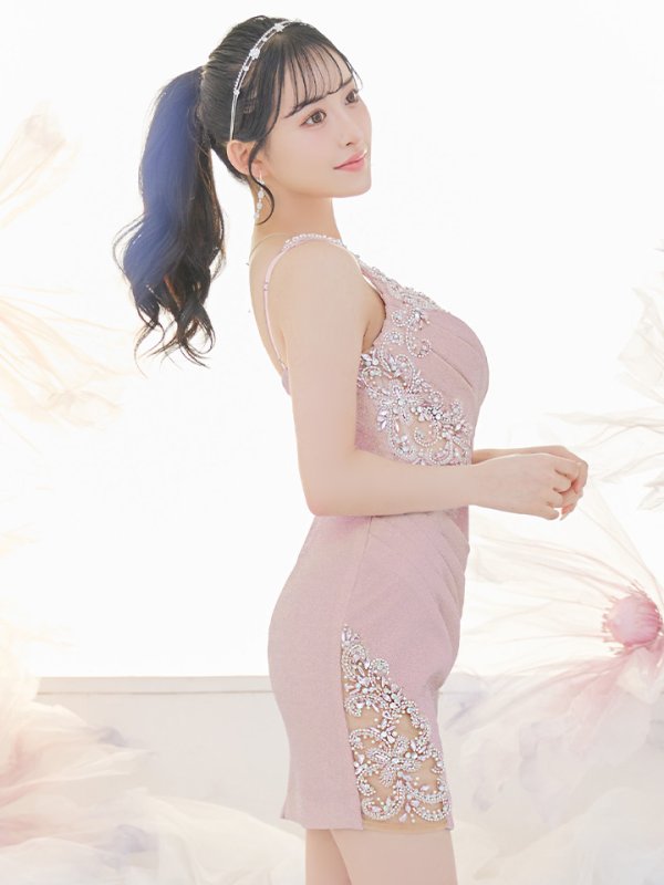 シェルピンク モデル:カルア 身長:156cm:Sサイズ