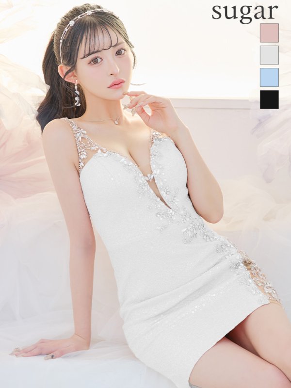 ホワイト モデル:カルア 身長:156cm 着用サイズ:Sサイズ