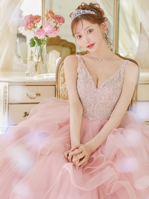 ピンク モデル:明日花キララ 身長:162cm 着用サイズ:Sサイズ