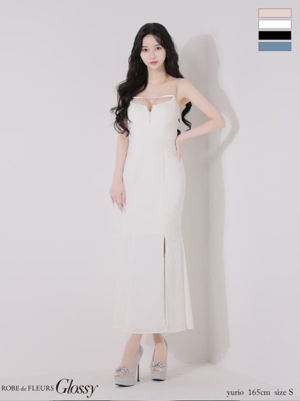 ホワイト　モデル：ゆりお　身長：165cm　着用サイズ：Sサイズ