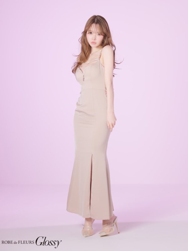 グレージュ　モデル：ゆめ　身長：160cm　着用サイズ：Sサイズ