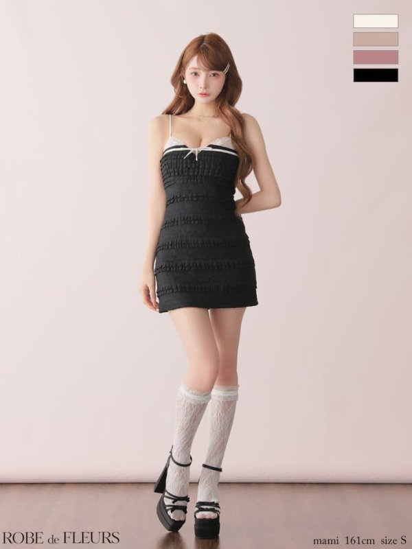 ブラック　モデル：まみ　身長：161cm　着用サイズ：Sサイズ