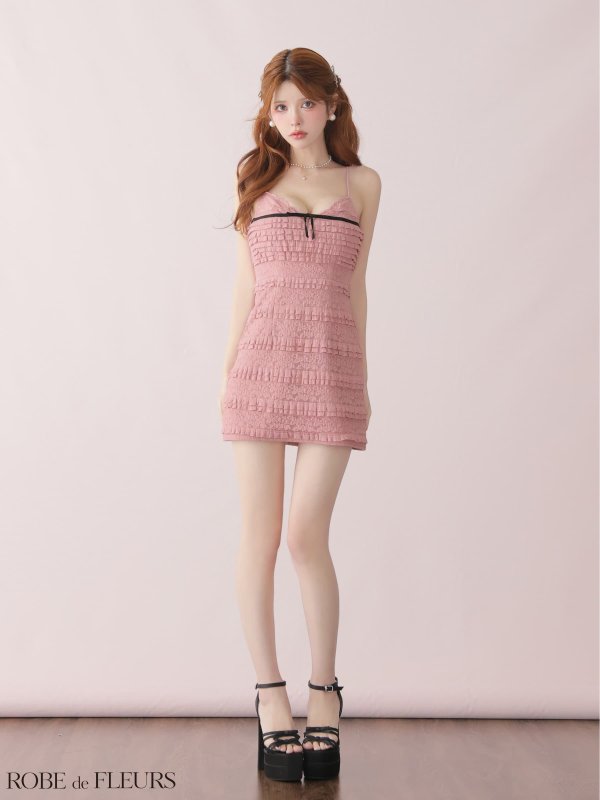 ピンク　モデル：まりん　身長：164cm　着用サイズ：Sサイズ