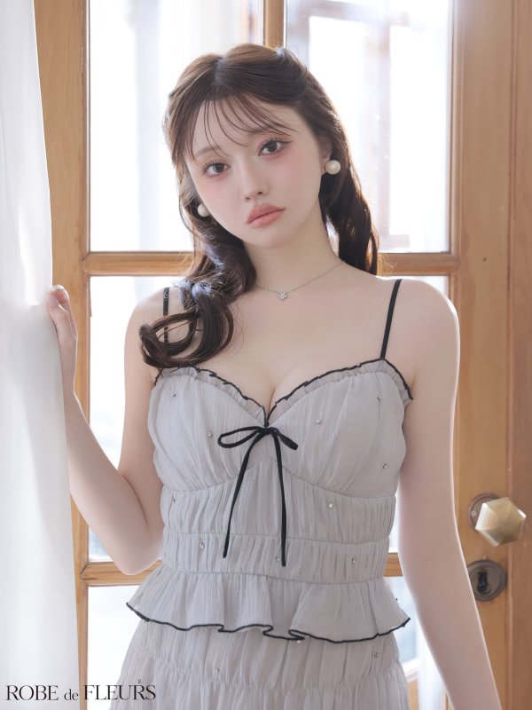 ライトグレー モデル：羽澄まり　身長：158cm　着用サイズ：Sサイズ