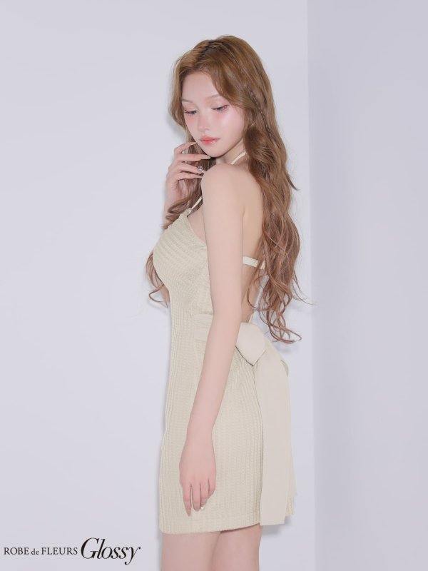 アイボリー　モデル：しおん　身長：158cm　着用サイズ：Sサイズ