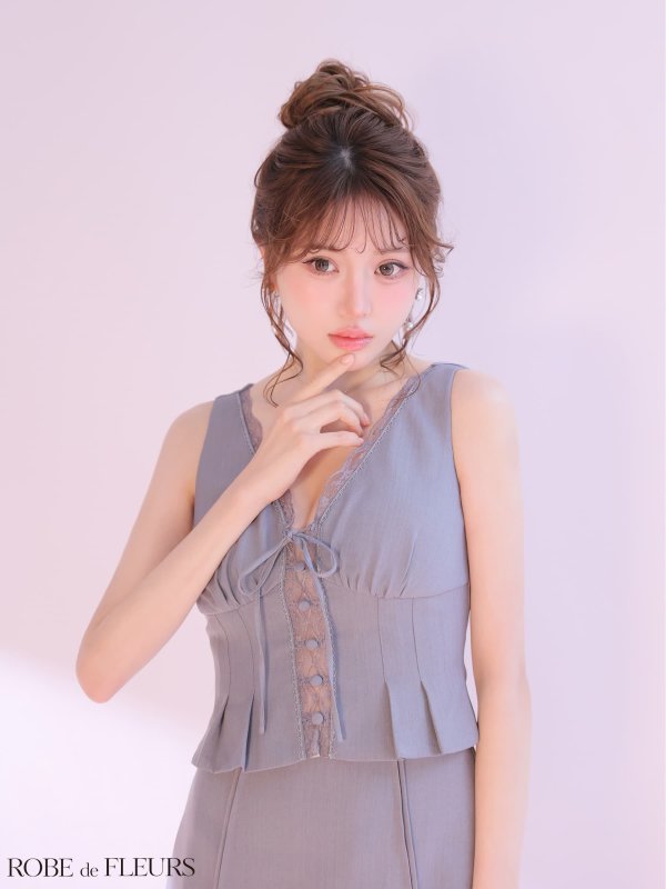 グレー　モデル：いおり　身長：161cm　着用サイズ：Sサイズ