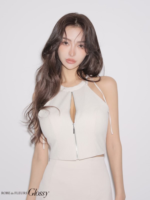 アイボリー　モデル：みゆ　身長：164cm　着用サイズ：Sサイズ