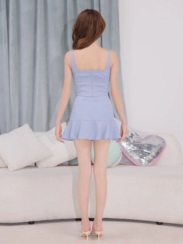 ブルー　モデル：いおり　身長：161cm　着用サイズ：Sサイズ