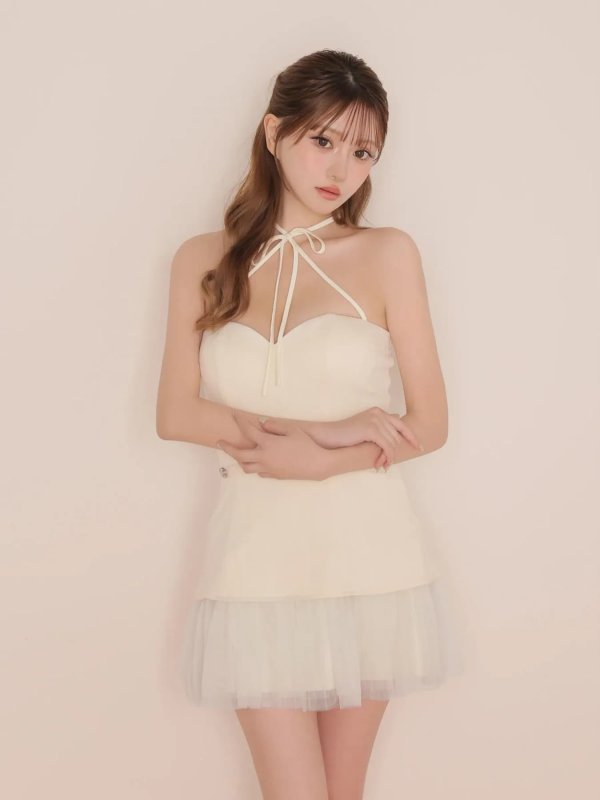 アイボリー　モデル：いおり　身長：161cm　着用サイズ：Sサイズ