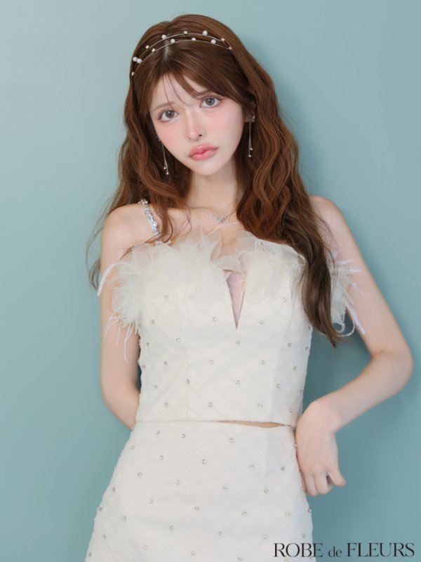 ホワイト モデル:まりん 身長:164cm 着用サイズ:Sサイズ