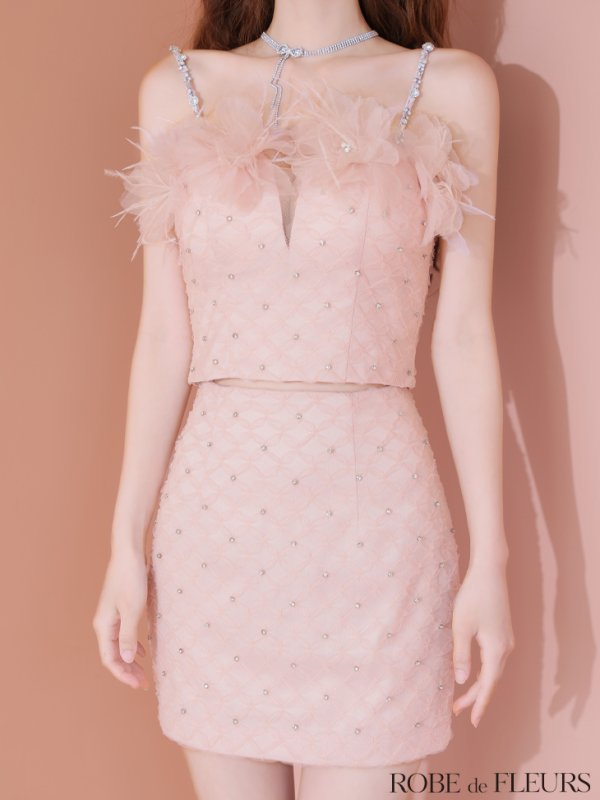 ピンク モデル:まりん 身長:164cm 着用サイズ:Sサイズ