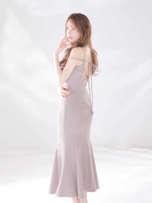 グレージュ　モデル：ゆめ　身長：160cm　着用サイズ：Sサイズ