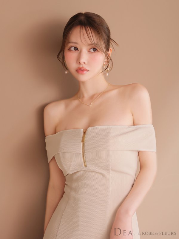 アイボリー モデル:ゆめ 身長:160cm 着用サイズ:Sサイズ