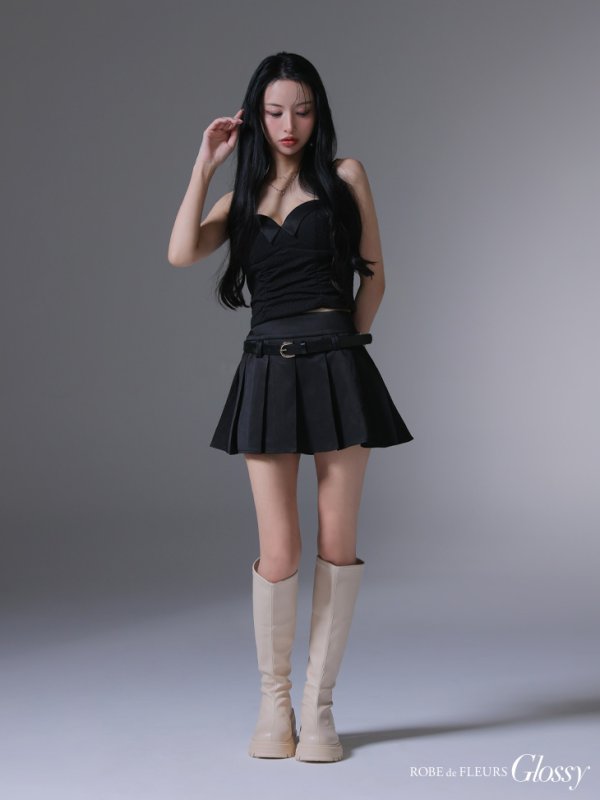 ブラック モデル：まおちゃる　身長：158cm　着用サイズ：Sサイズ