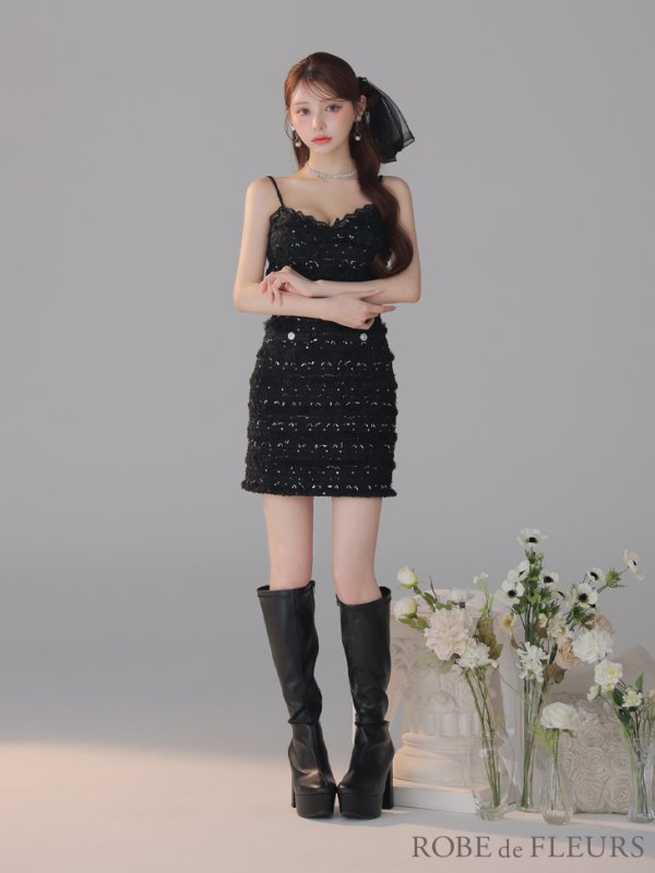 ブラック モデル：ももか　身長：156cm　着用サイズ：Sサイズ