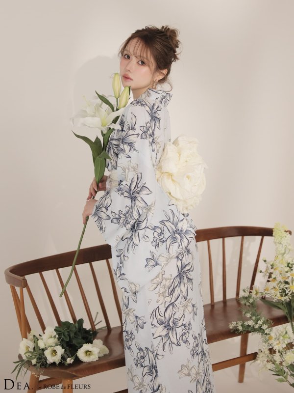 ブルー　モデル：ゆめ　身長：160cm　着用サイズ：Fサイズ