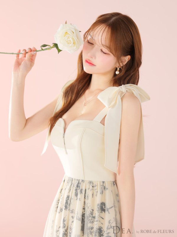 アイボリー モデル：ゆめ　身長：160cm　着用サイズ：Sサイズ