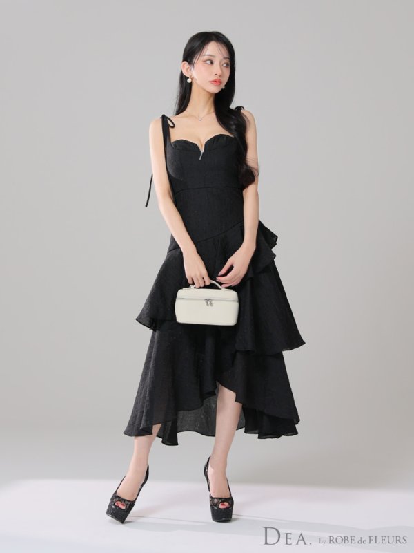 ブラック モデル：まおちゃる　身長：158cm　着用サイズ：Sサイズ