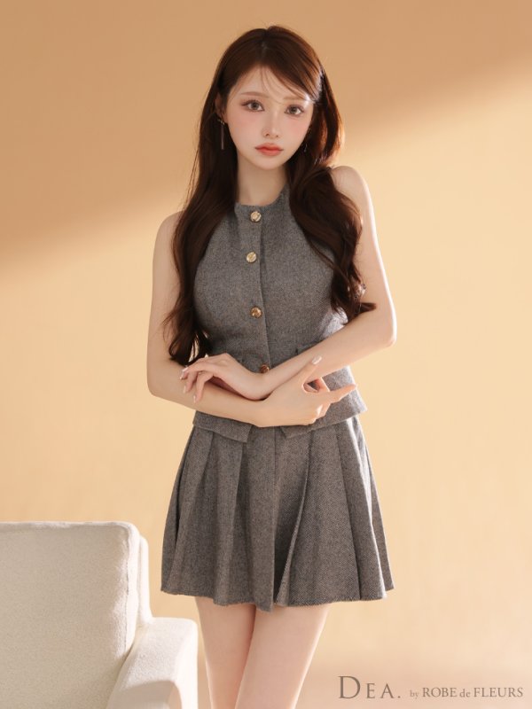 チャコールグレー　モデル：ももか　身長：156cm　着用サイズ：Sサイズ