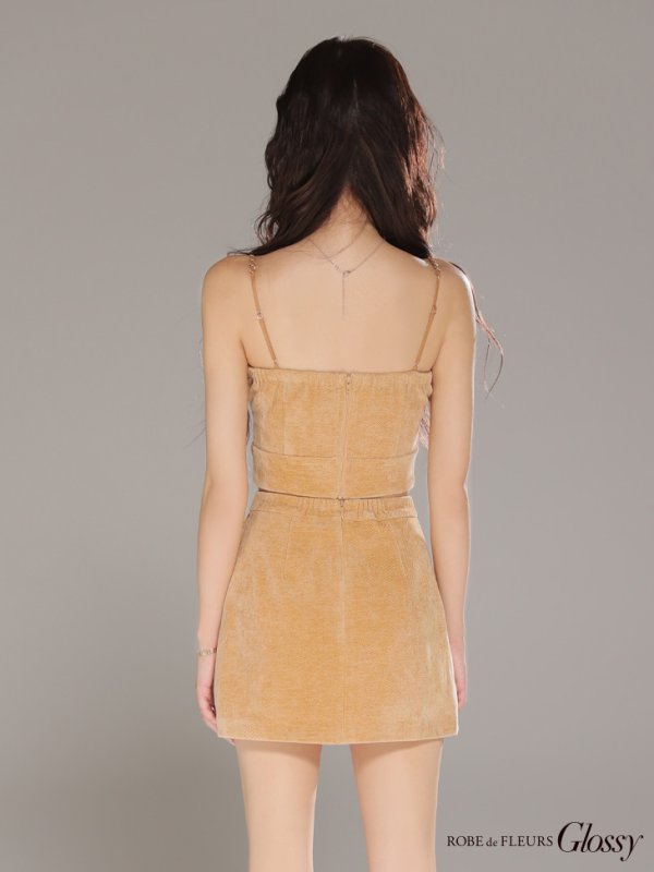 キャメル　モデル：ハニ　身長：162cm　着用サイズ：Sサイズ