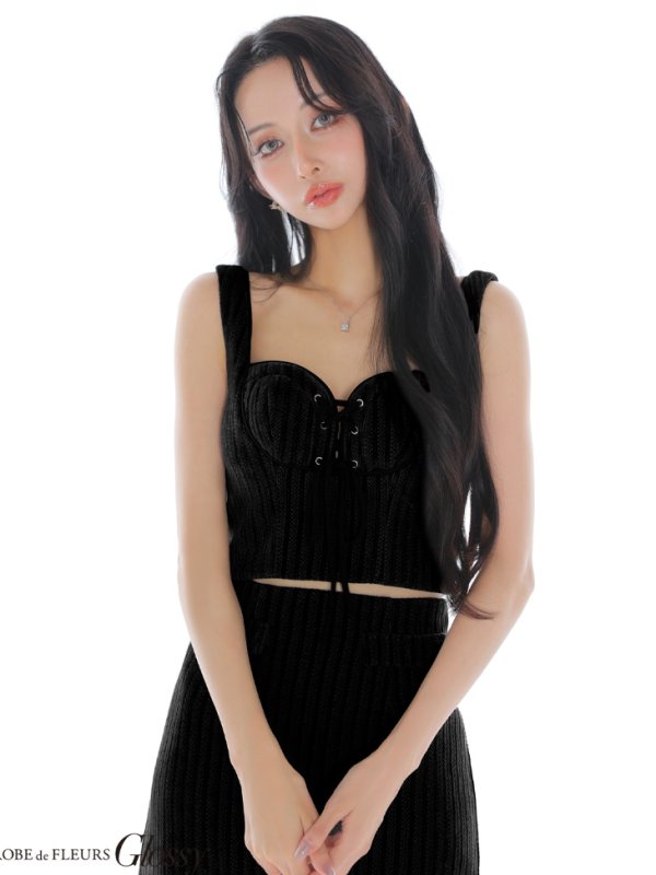 ブラック　モデル：まおちゃる　身長：158cm　着用サイズ：Sサイズ