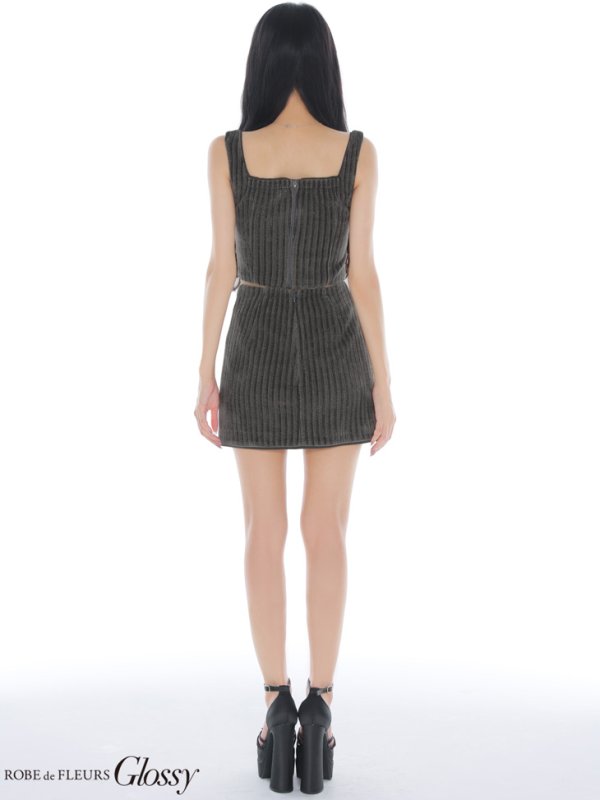 グレー　モデル：まおちゃる　身長：158cm　着用サイズ：Sサイズ