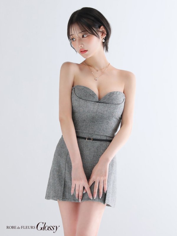 グレー　モデル：りこ　身長：156cm　着用サイズ：Sサイズ