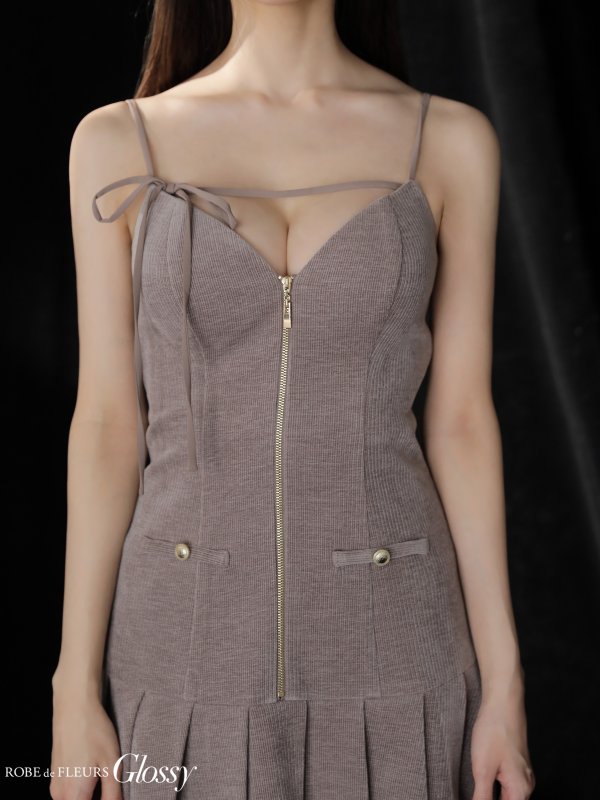 サンドベージュ　モデル：あすか　身長：170cm　着用サイズ：Sサイズ