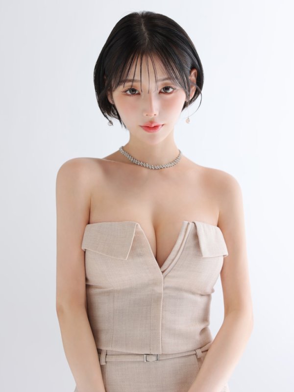 アイボリー モデル：りこ　身長：156cm　着用サイズ：Sサイズ