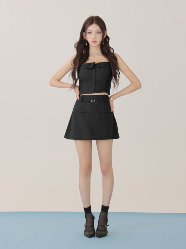 ブラック モデル：ハニ　身長：162cm　着用サイズ：Sサイズ