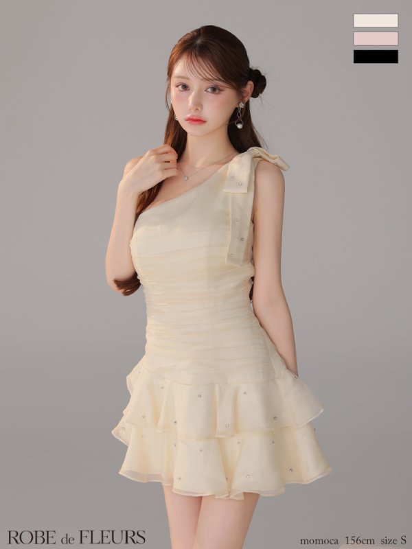 アイボリー モデル：ももか　身長：156cm　着用サイズ：Sサイズ