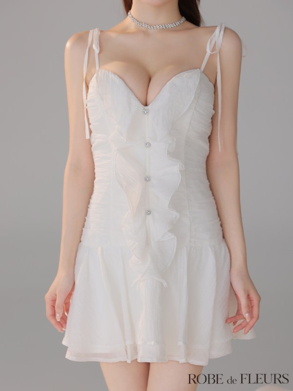 ホワイト　モデル：ももか　身長：156cm　着用サイズ：Sサイズ