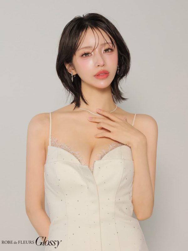 アイボリー りの 身長157cm/Sサイズ