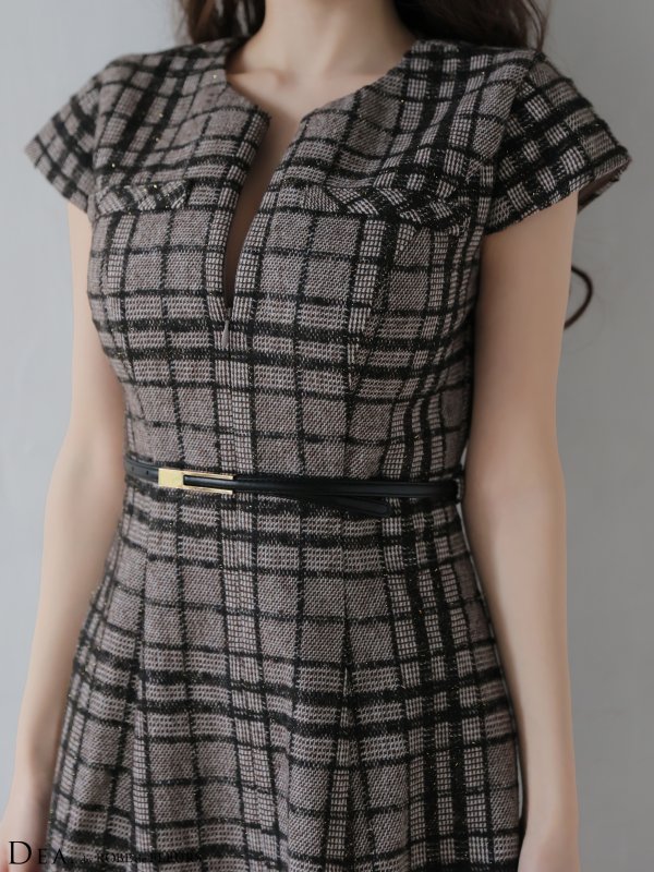 ブラウン　モデル：ももか　身長：156cm　着用サイズ：Sサイズ