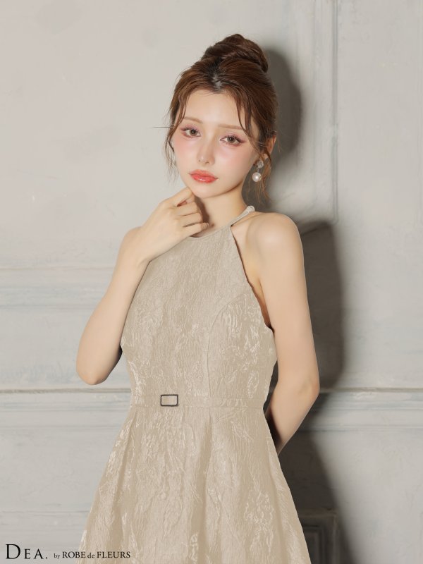 ベージュ　モデル：ももか　身長：156cm　着用サイズ：Sサイズ