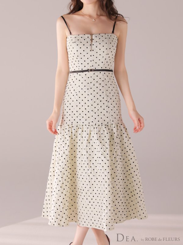 アイボリー モデル：ゆめ　身長：160cm　着用サイズ：Sサイズ